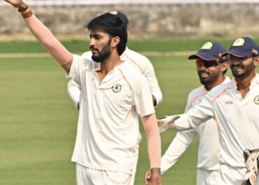 Ranji Trophy 2024-25: Vidarbha Strengthens Hold Against Tamil Nadu